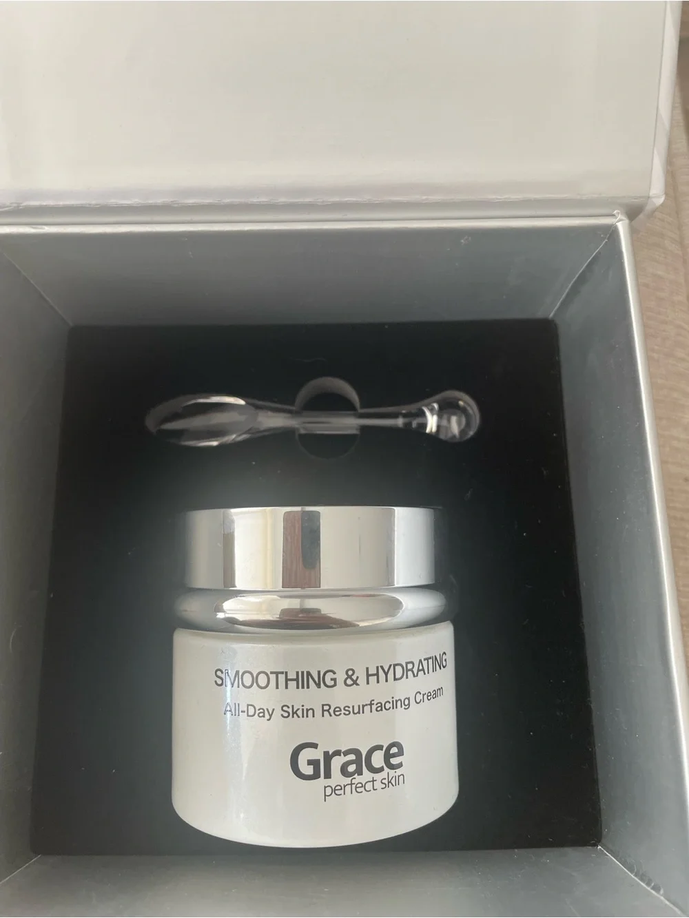 Grace Perfect Skin Smoothing & Hydrating All-Day Skin Resurfacing Cream ~ 2 oz